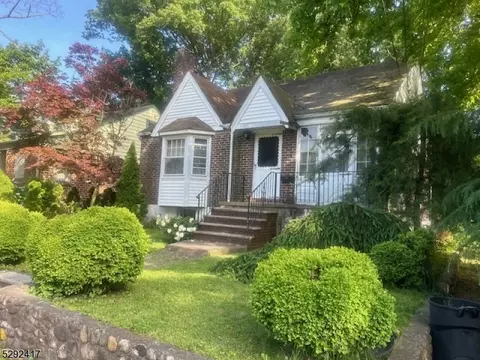 355 Salem Rd, Union, NJ 07083