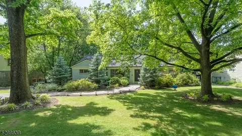 287 Scotland Rd, South Orange, NJ 07079