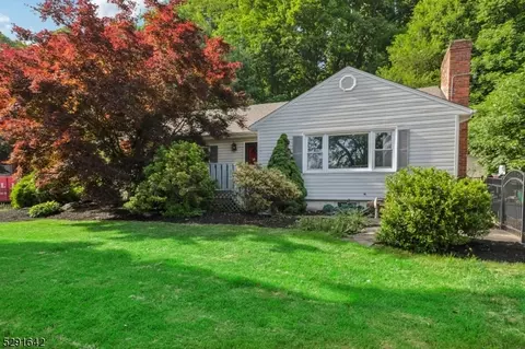 1063 Sussex Tpke, Randolph, NJ 07869