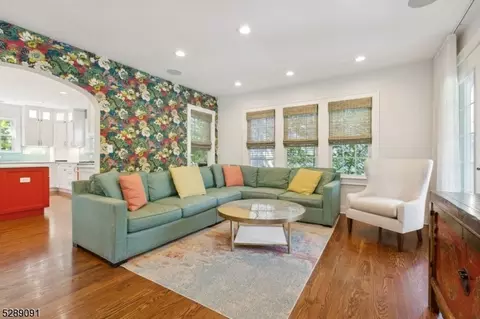 876 Ridgewood Rd, Millburn, NJ 07041 photo 12
