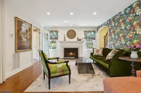 876 Ridgewood Rd, Millburn, NJ 07041 photo 8