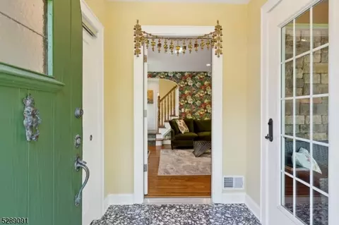 876 Ridgewood Rd, Millburn, NJ 07041 photo 5