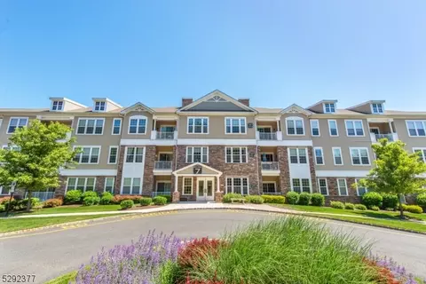 7113 Polk Dr #7113, Wharton, NJ 07885