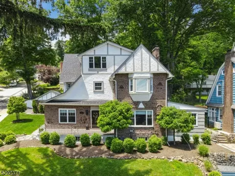 23 Beaumont Ter, West Orange, NJ 07052