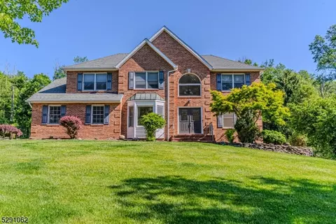 1 Syldeo Dr, Parsippany-troy Hills Twp, NJ 07054