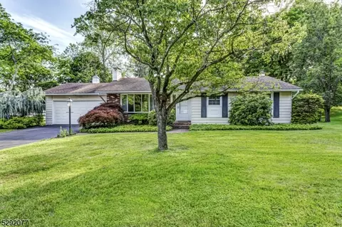 4 Mcentee Rd, Milford, NJ 08848