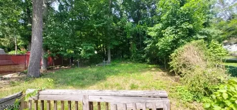 14 Gleason Rd, West Milford Twp, NJ 07421