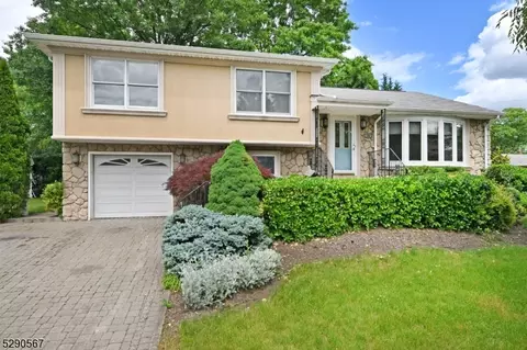 78 Robin Hood Rd, Clifton, NJ 07013