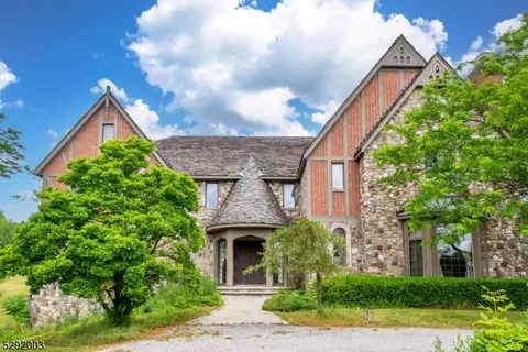 35 Kice Rd, Branchville, NJ 07826