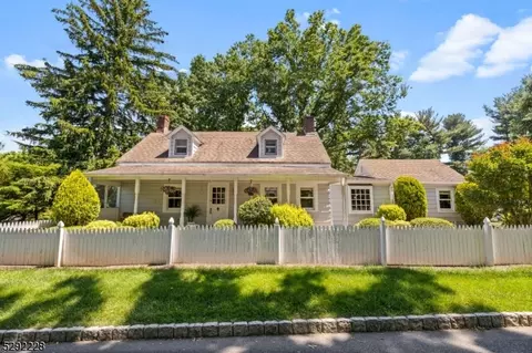 180 Crescent Rd, Florham Park, NJ 07932