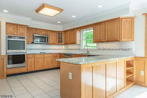 3 Mowder Rd, Washington, NJ 07882 photo 3