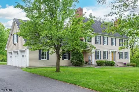 3 Mowder Rd, Washington, NJ 07882 photo 2