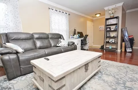 20 Commonwealth Dr, Basking Ridge, NJ 07920 photo 7
