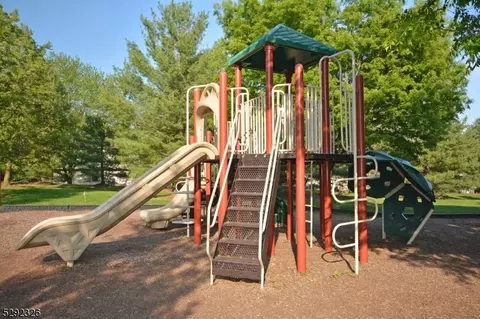 20 Commonwealth Dr, Basking Ridge, NJ 07920 photo 25