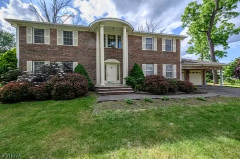 216 Whippany Rd, Hanover, NJ 07981