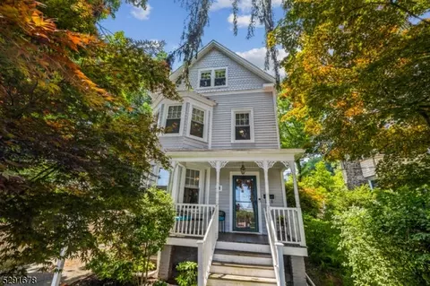 41 Valley Way, West Orange, NJ 07052