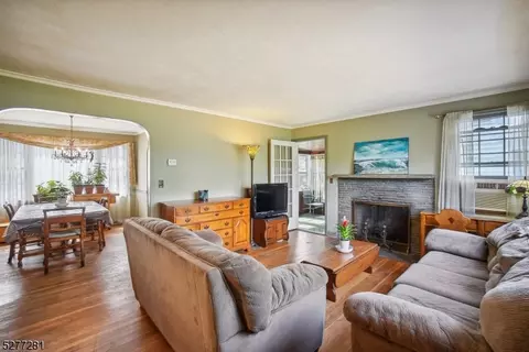 333 Hillside Ave, Springfield, NJ 07081