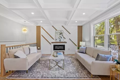 10 Christie St, Demarest, NJ 07627