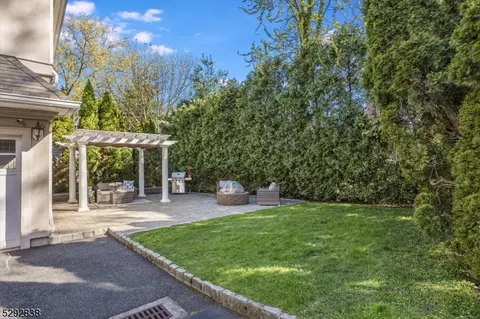 7 Christopher Ct, Montclair, NJ 07042 photo 48