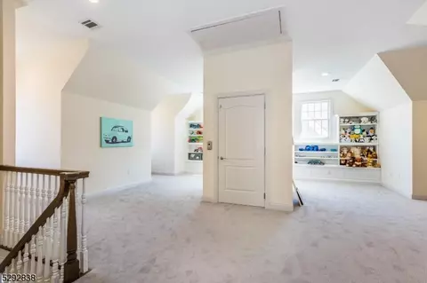 7 Christopher Ct, Montclair, NJ 07042 photo 44