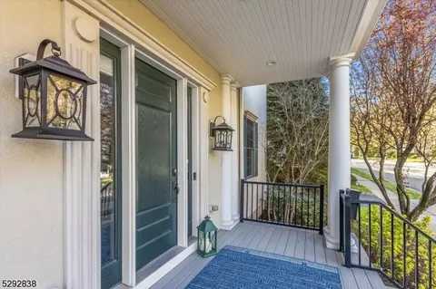 7 Christopher Ct, Montclair, NJ 07042 photo 5