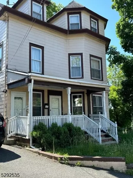 1 Olyphant Dr, Morristown, NJ 07960