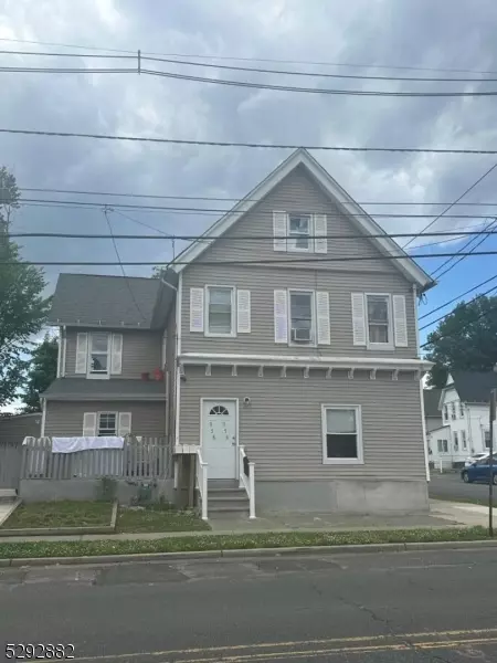 954 W 4th St, Plainfield, NJ 07063