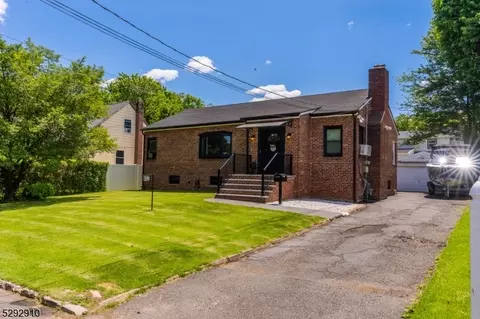 417 W 4th Ave, Roselle, NJ 07203