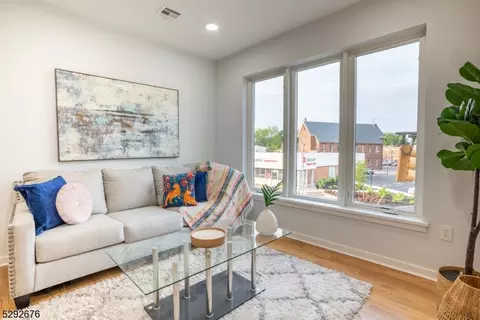 660 Bloomfield Ave #201, Bloomfield, NJ 07003