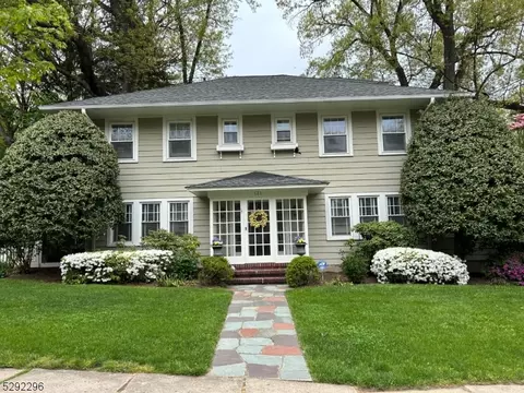 131 Buckingham Rd, Montclair, NJ 07043
