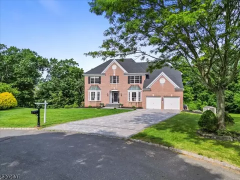 5 Miller Ln, Readington Twp, NJ 08889