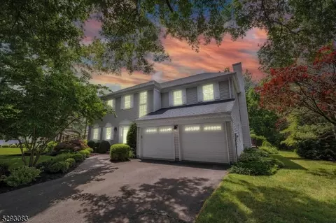 7 Pittenger Rd, Readington Twp, NJ 08887