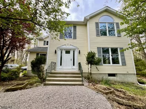 317 Eldorado, Effort, PA 18330