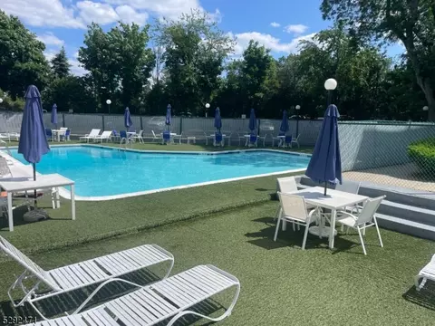 460 River Rd, Nutley, NJ 07110 photo 11