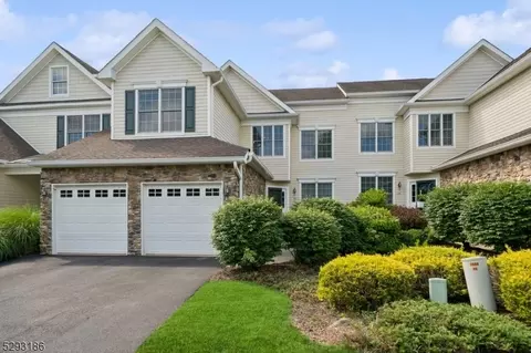 56 Briar Ct, Hamburg, NJ 07419