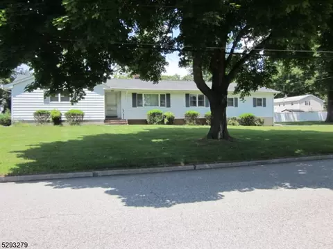 4 Elray Rd, Morris Plains, NJ 07950