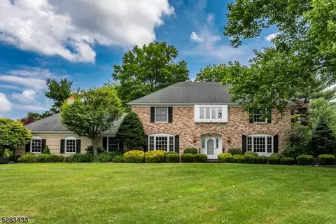 50 Tuxford Ter, Bernards, NJ 07920