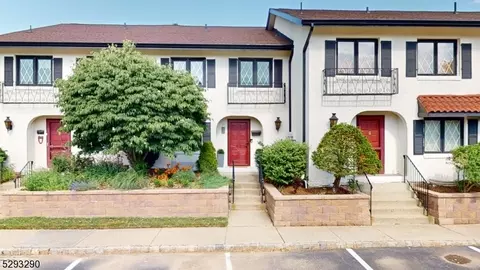 6 Dorado Dr # C, Morristown, NJ 07960