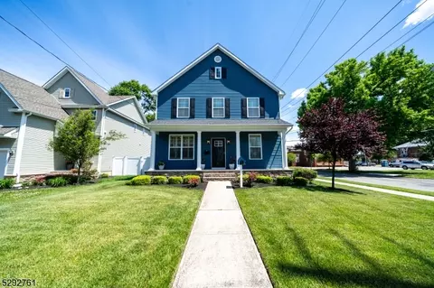 36 Walnut St, Little Falls, NJ 07424