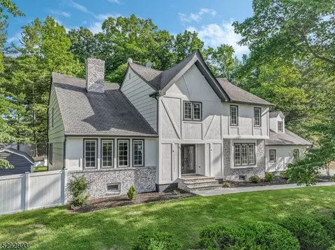 45 Vincent Rd, Cedar Grove, NJ 07009