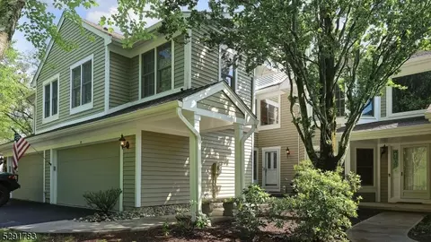 59 Edgewood Rd, Bedminster, NJ 07921