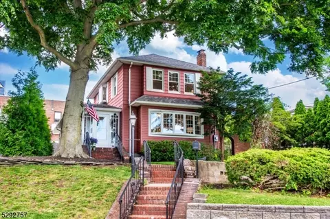 227 Berkshire Rd, Hasbrouck Heights, NJ 07604