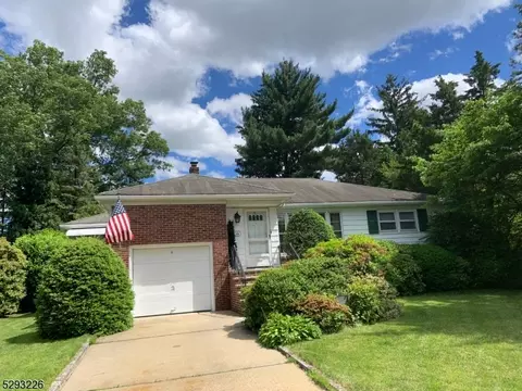 14 Glenview Dr, Springfield, NJ 07081