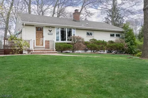 238 Fox Hill Rd, Denville, NJ 07834