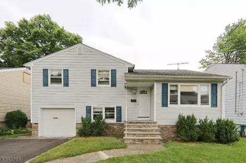 888 Sheridan St, Union, NJ 07083