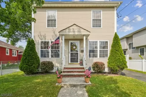 51 Mckenzie Ave, East Rutherford, NJ 07073