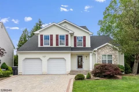 33 Francis Dr, Bridgewater, NJ 08807