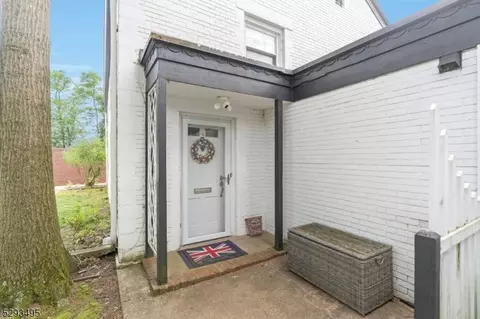 6 Jerome Pl, Montclair, NJ 07043
