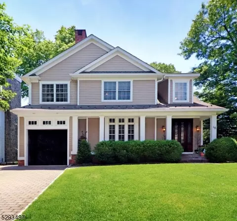 48 Hillside Ave, Florham Park, NJ 07932