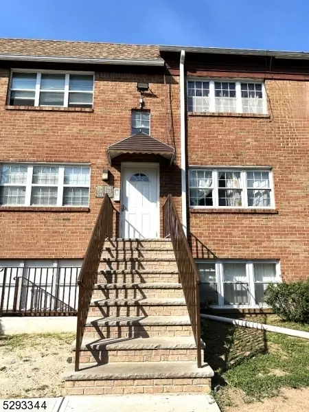 294 College Dr #294, Edison, NJ 08817